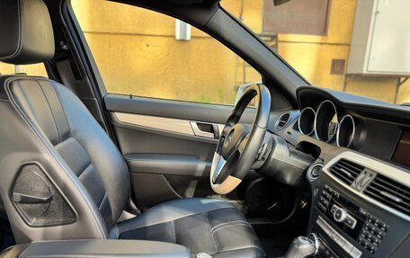 Mercedes-Benz C-Класс, 2012 год, 2 000 000 рублей, 26 фотография