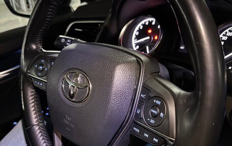 Toyota Camry, 2019 год, 2 950 000 рублей, 12 фотография
