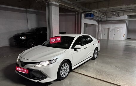 Toyota Camry, 2019 год, 2 950 000 рублей, 16 фотография