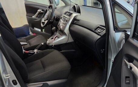 Toyota Verso I, 2011 год, 1 490 000 рублей, 10 фотография