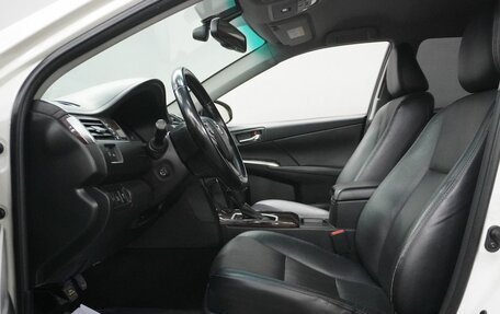 Toyota Camry, 2017 год, 1 995 000 рублей, 14 фотография