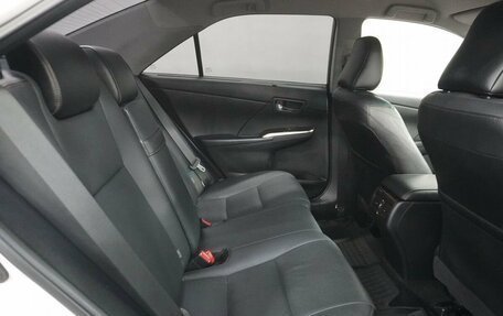 Toyota Camry, 2017 год, 1 995 000 рублей, 13 фотография