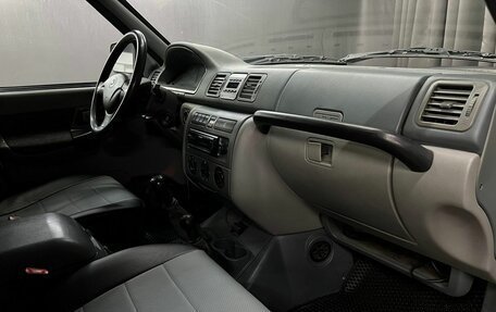 ЛуАЗ Patriot, 2011 год, 749 900 рублей, 12 фотография