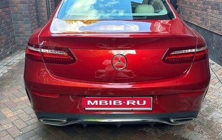 Mercedes-Benz E-Класс, 2017 год, 5 000 000 рублей, 4 фотография