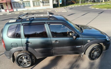Chevrolet Niva I рестайлинг, 2011 год, 448 000 рублей, 6 фотография