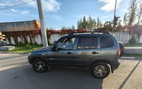Chevrolet Niva I рестайлинг, 2011 год, 448 000 рублей, 9 фотография