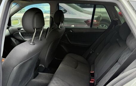 Mercedes-Benz C-Класс, 2003 год, 420 000 рублей, 3 фотография