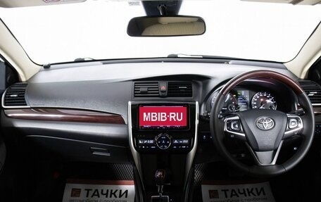 Toyota Premio, 2017 год, 1 599 000 рублей, 8 фотография