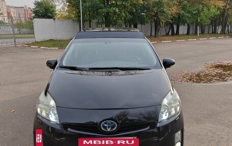 Toyota Prius, 2012 год, 1 550 000 рублей, 18 фотография