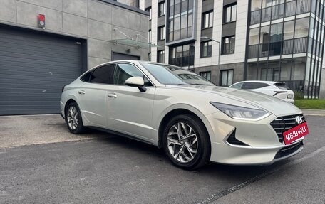 Hyundai Sonata VIII, 2019 год, 2 250 000 рублей, 4 фотография