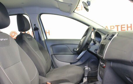 Renault Logan II, 2020 год, 1 495 000 рублей, 10 фотография