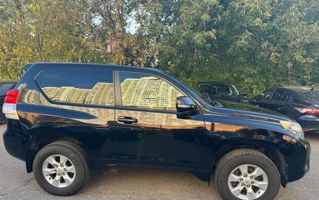 Toyota Land Cruiser Prado 150 рестайлинг 2, 2010 год, 2 000 000 рублей, 6 фотография