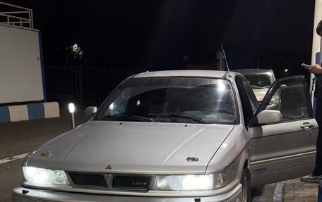 Mitsubishi Galant VIII, 1990 год, 270 000 рублей, 2 фотография