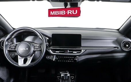 KIA K3, 2024 год, 2 390 000 рублей, 13 фотография