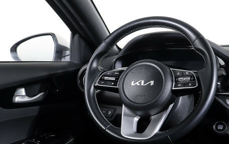 KIA K3, 2024 год, 2 390 000 рублей, 16 фотография