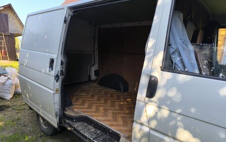 Volkswagen Transporter T4, 1998 год, 549 000 рублей, 3 фотография
