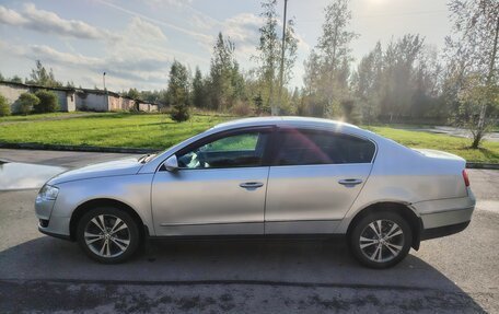 Volkswagen Passat B6, 2006 год, 630 000 рублей, 2 фотография