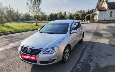 Volkswagen Passat B6, 2006 год, 630 000 рублей, 3 фотография