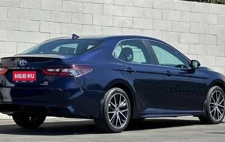 Toyota Camry, 2022 год, 2 900 000 рублей, 5 фотография