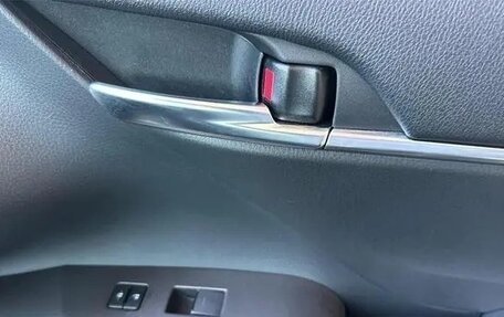 Toyota Camry, 2022 год, 2 900 000 рублей, 17 фотография