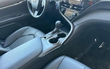 Toyota Camry, 2022 год, 2 900 000 рублей, 19 фотография
