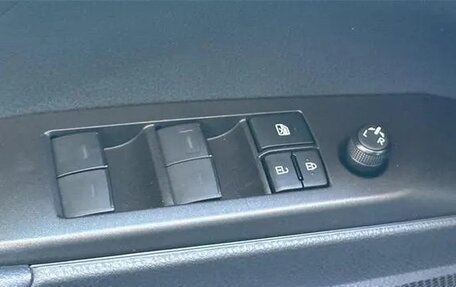 Toyota Camry, 2022 год, 2 900 000 рублей, 16 фотография
