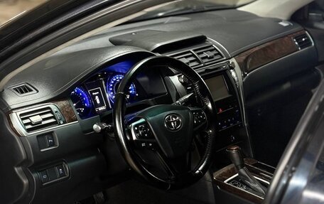Toyota Camry, 2016 год, 1 700 000 рублей, 18 фотография