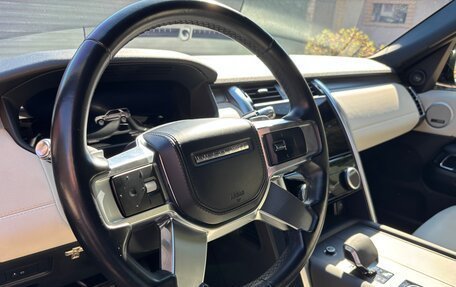 Land Rover Discovery IV, 2021 год, 7 890 000 рублей, 3 фотография