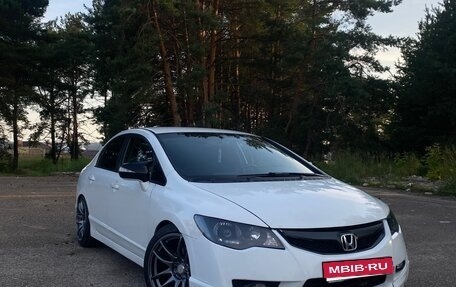 Honda Civic VIII, 2011 год, 700 000 рублей, 1 фотография