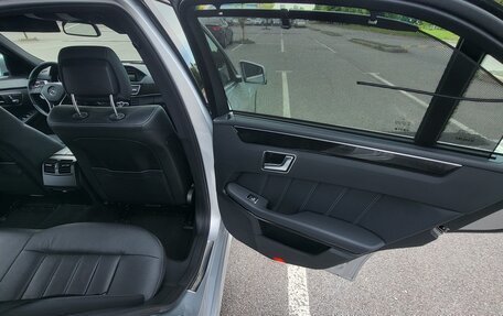 Mercedes-Benz E-Класс, 2013 год, 2 650 000 рублей, 28 фотография