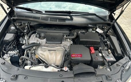 Toyota Camry, 2017 год, 2 300 000 рублей, 6 фотография