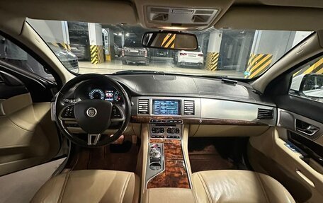 Jaguar XF I рестайлинг, 2011 год, 1 150 000 рублей, 19 фотография