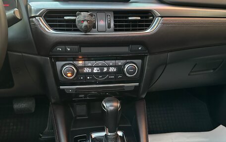 Mazda 6, 2015 год, 1 950 000 рублей, 24 фотография