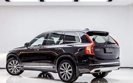 Volvo XC90 II рестайлинг, 2021 год, 4 284 999 рублей, 3 фотография