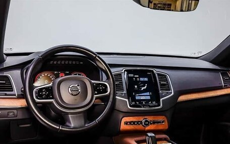 Volvo XC90 II рестайлинг, 2021 год, 4 284 999 рублей, 7 фотография