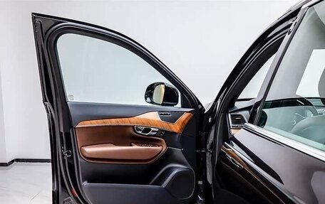 Volvo XC90 II рестайлинг, 2021 год, 4 284 999 рублей, 8 фотография