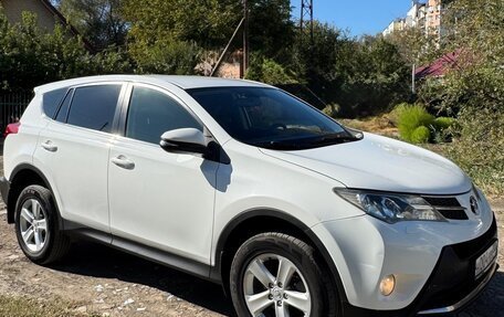 Toyota RAV4, 2013 год, 1 580 000 рублей, 2 фотография