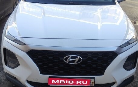 Hyundai Santa Fe IV, 2018 год, 2 350 000 рублей, 1 фотография