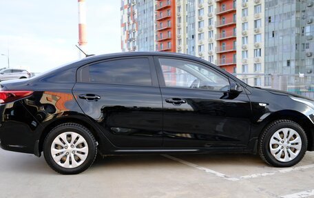 KIA Rio IV, 2018 год, 1 350 000 рублей, 9 фотография