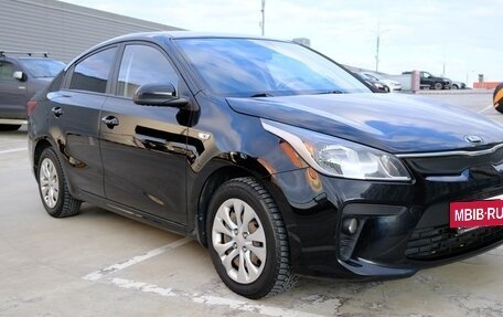 KIA Rio IV, 2018 год, 1 350 000 рублей, 10 фотография