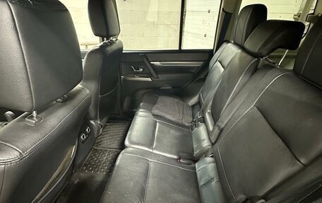 Mitsubishi Pajero IV, 2012 год, 2 150 000 рублей, 9 фотография