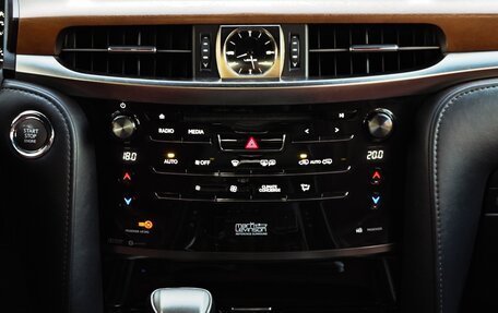 Lexus LX III, 2017 год, 8 000 000 рублей, 15 фотография