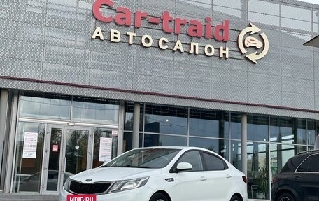 KIA Rio III рестайлинг, 2014 год, 880 000 рублей, 1 фотография