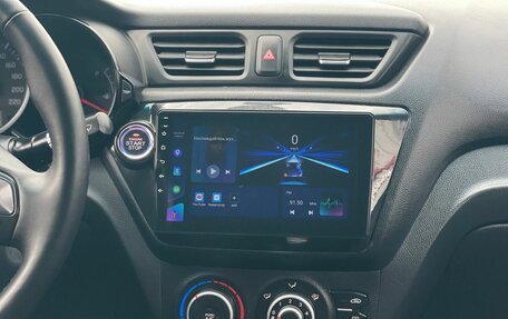 KIA Rio III рестайлинг, 2014 год, 880 000 рублей, 16 фотография