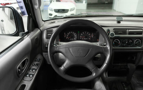 Mitsubishi Pajero Sport II рестайлинг, 1999 год, 580 000 рублей, 16 фотография