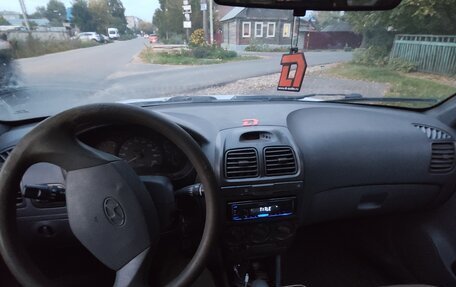 Hyundai Accent II, 2005 год, 22 фотография