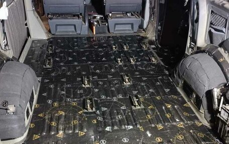 Volkswagen Caravelle T5, 2014 год, 2 400 000 рублей, 3 фотография