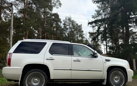 Cadillac Escalade III, 2014 год, 2 500 000 рублей, 13 фотография