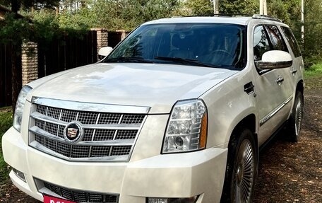 Cadillac Escalade III, 2014 год, 2 500 000 рублей, 4 фотография
