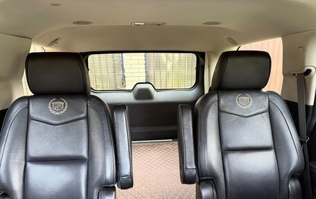 Cadillac Escalade III, 2014 год, 2 500 000 рублей, 18 фотография